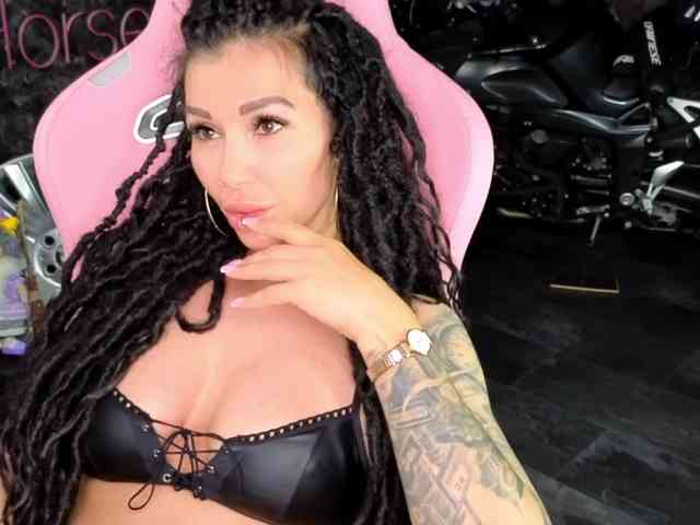 -BABAYAGA- Sex Cam Show