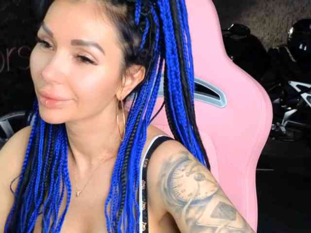 private live sex show -BABAYAGA-