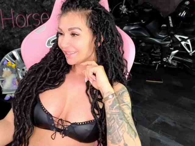 -BABAYAGA- Sex Cam Show