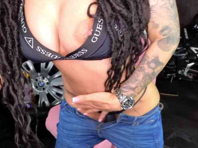-BABAYAGA- Sex Cam Show