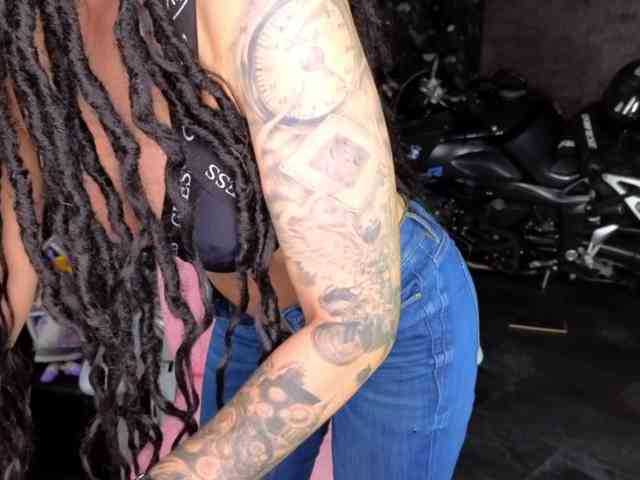 -BABAYAGA- Sex Cam Show