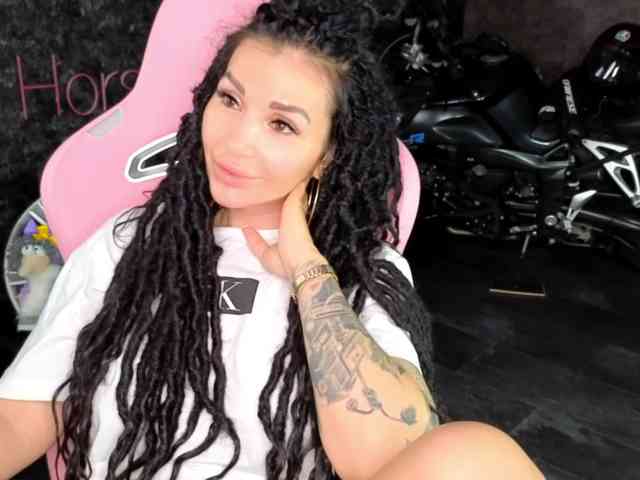 -BABAYAGA- Sex Cam Show