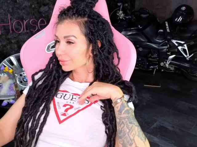 -BABAYAGA- Sex Cam Show