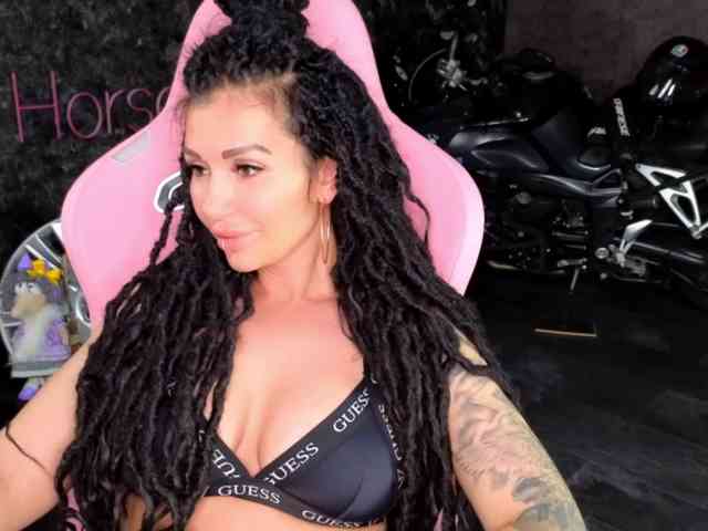 -BABAYAGA- Sex Cam Show