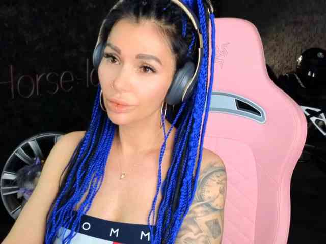 private live sex show -BABAYAGA-
