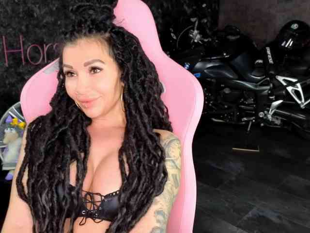 -BABAYAGA- Sex Cam Show