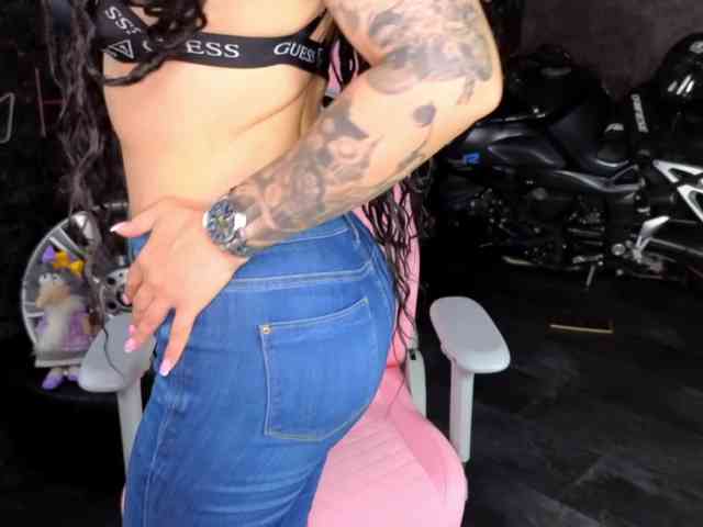 -BABAYAGA- Sex Cam Show