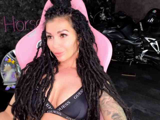 -BABAYAGA- Sex Cam Show