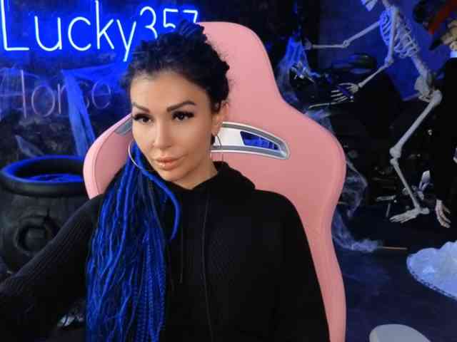 -BABAYAGA- Live Webcam on BongaCams