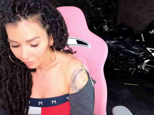 -BABAYAGA- webcam