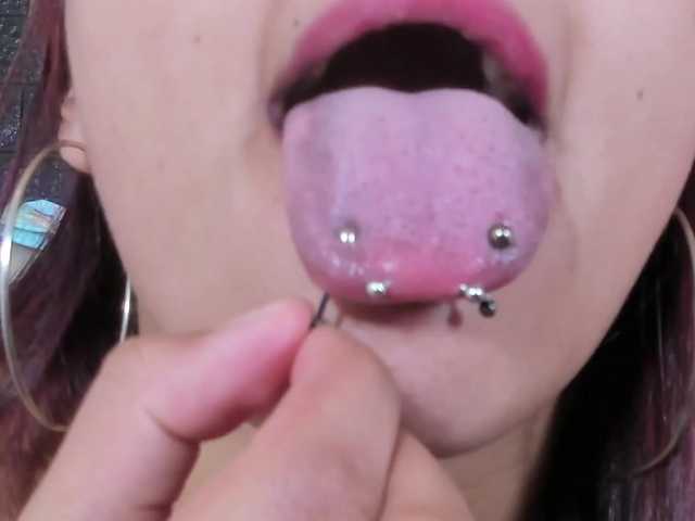 lesbian-hard-69-1 live cam on BongaCams