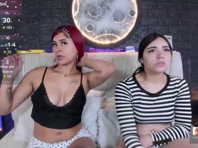 lesbian-hard-69-1 live cam on BongaCams