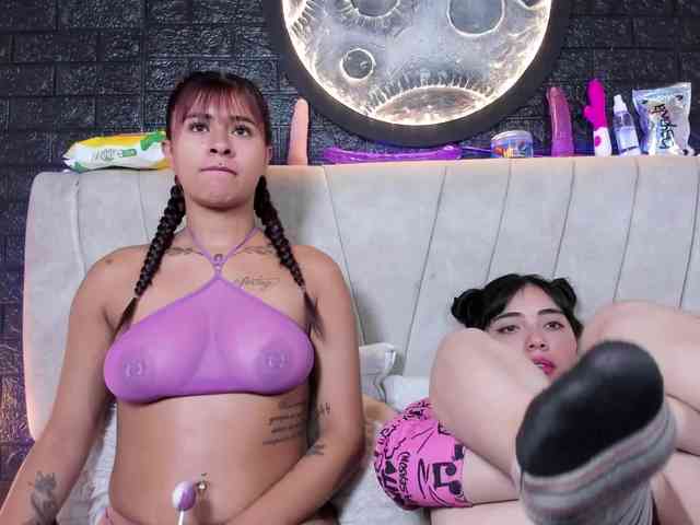 lesbian-hard-69-1 Sex Cam Show