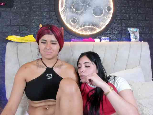 lesbian-hard-69-1