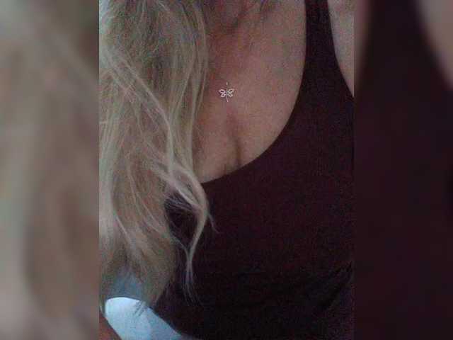 Tata42 live cam on BongaCams