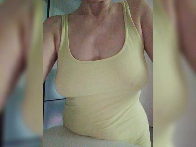 Tata42 live cam on BongaCams