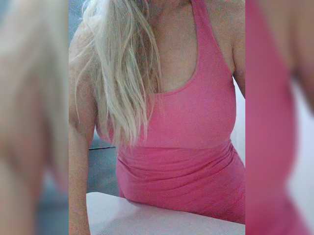 Tata42 live cam on BongaCams