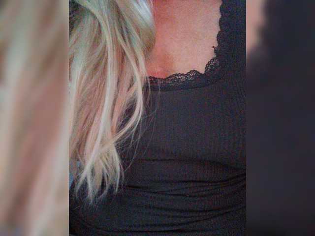 Tata42 live cam on BongaCams