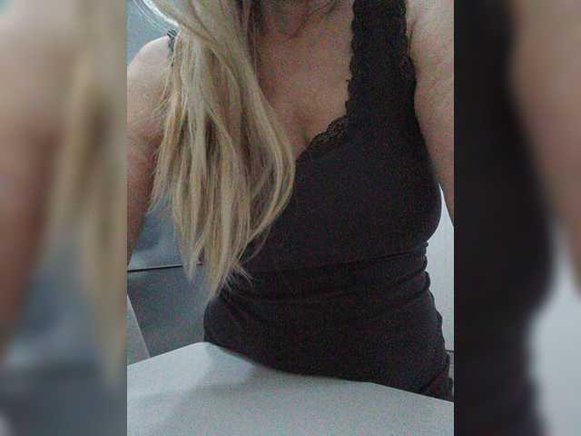 Tata42 live cam on BongaCams