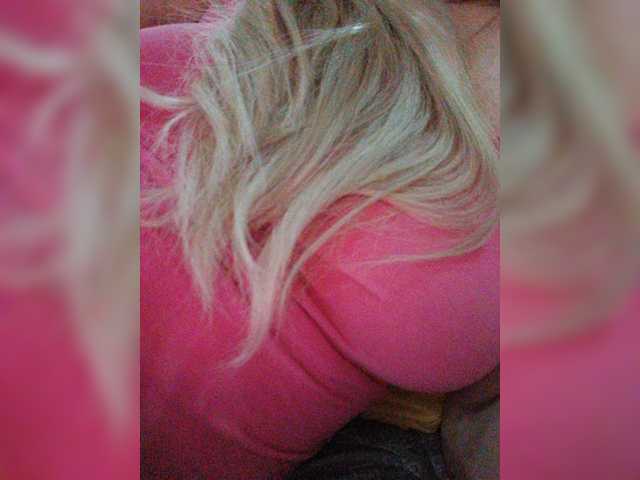 Tata42 live cam on BongaCams