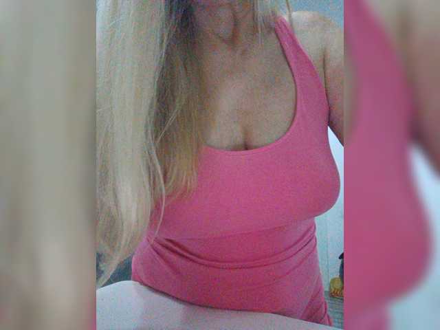 Tata42 live cam on BongaCams