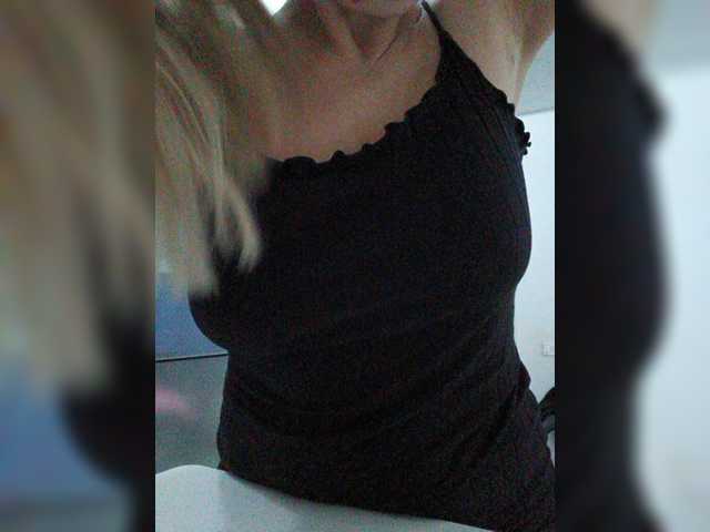 Tata42 live cam on BongaCams