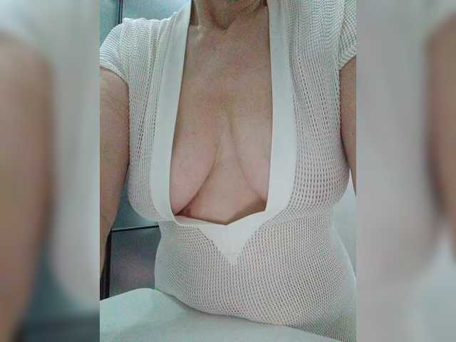 Tata42 live cam on BongaCams