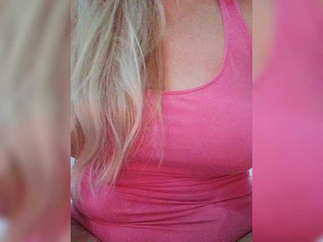 Tata42 live cam on BongaCams
