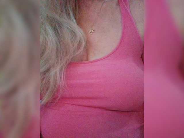 Tata42 live cam on BongaCams