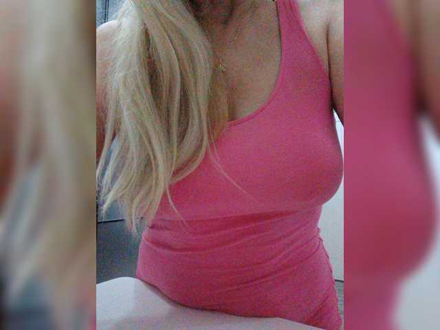 Tata42 live cam on BongaCams