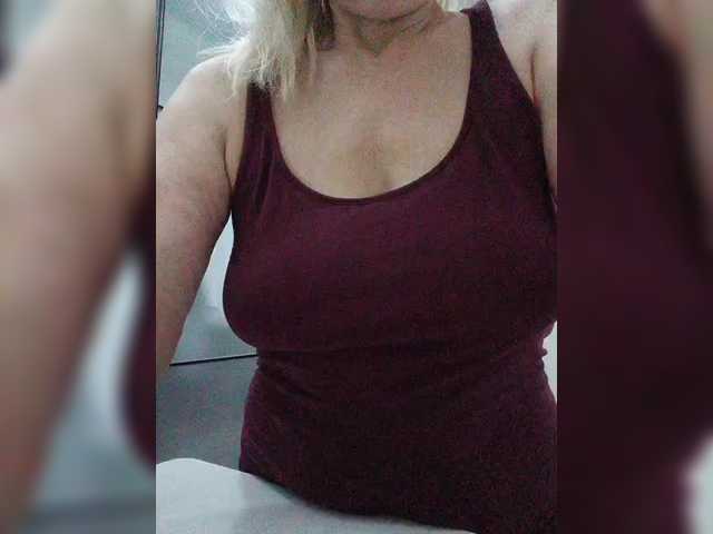 Tata42 live cam on BongaCams