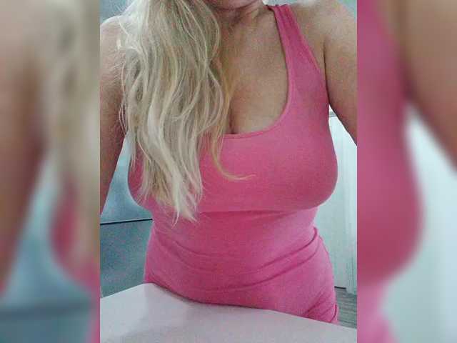 Tata42 live cam on BongaCams