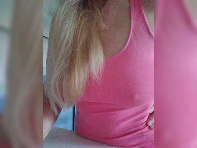 Tata42 live cam on BongaCams