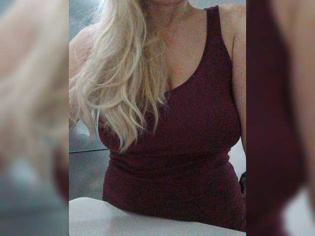 Tata42 live cam on BongaCams