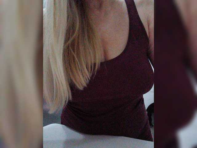 Tata42 live cam on BongaCams
