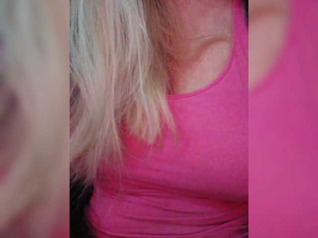 Tata42 live cam on BongaCams