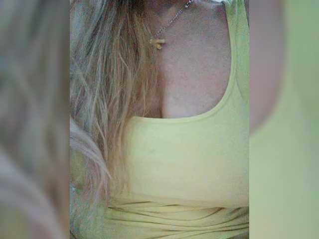 Tata42 live cam on BongaCams