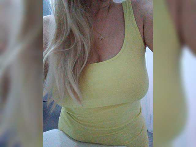 Tata42 live webcam show