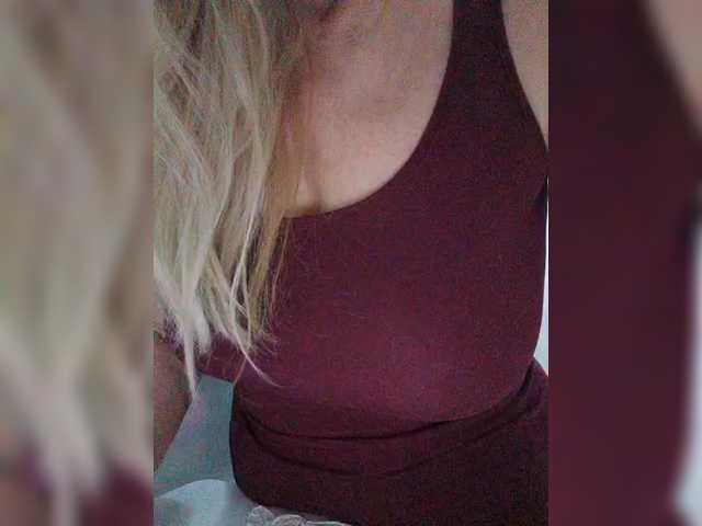 Tata42's BongaCams show and profile