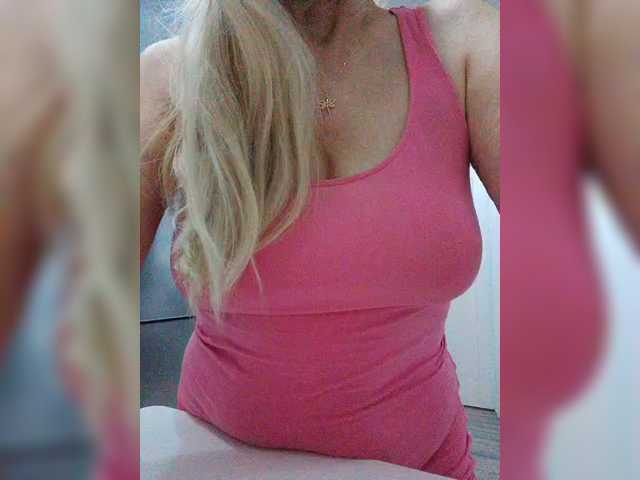 Sex chat gratuit in direct cu Tata42 pe BongaCams