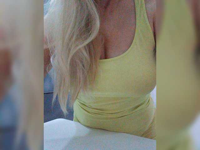 Tata42 live cam on BongaCams