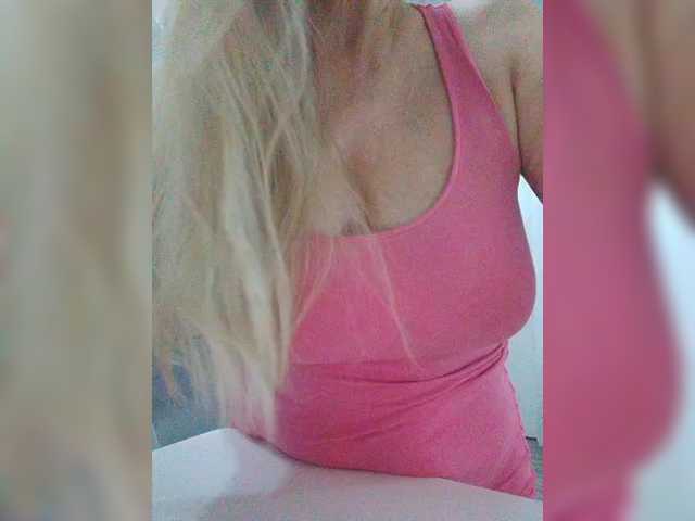 Tata42 live cam on BongaCams