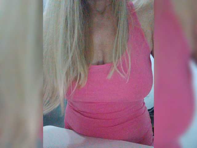 Tata42 live cam on BongaCams