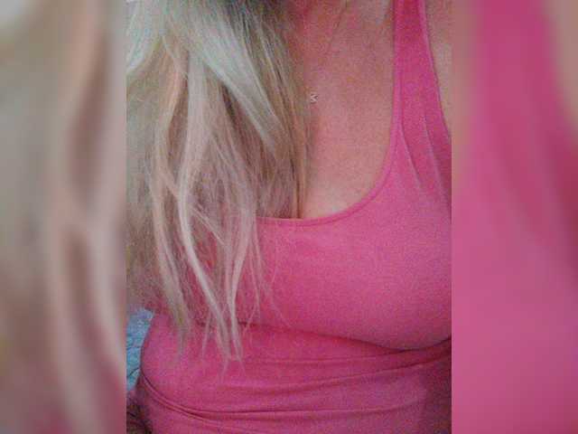 Tata42 live cam on BongaCams