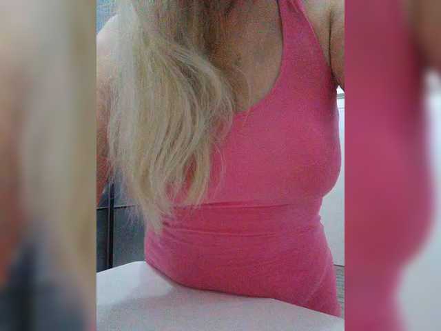 Tata42 live cam on BongaCams