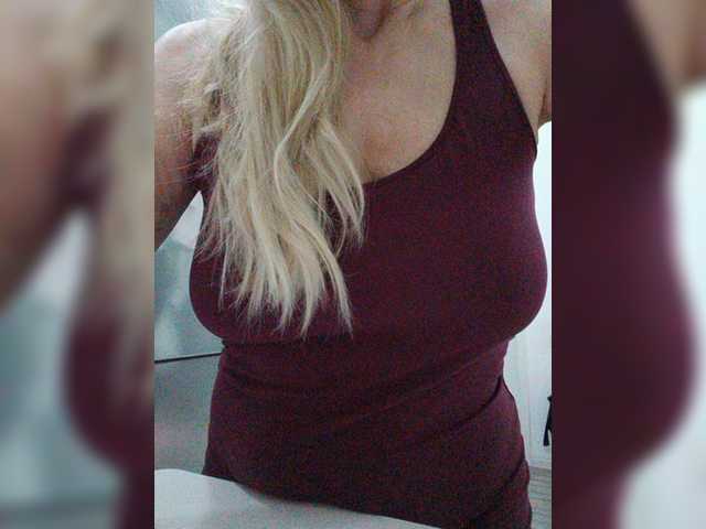 Tata42 live cam on BongaCams