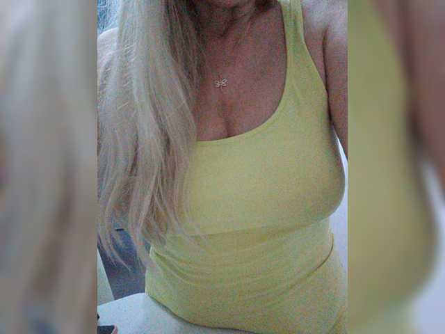 Tata42 live cam on BongaCams