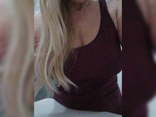 Tata42 live cam on BongaCams