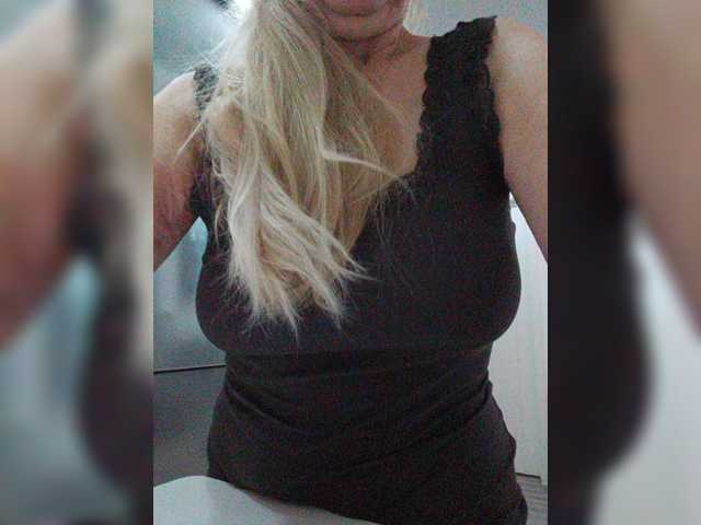 Tata42 live webcam show