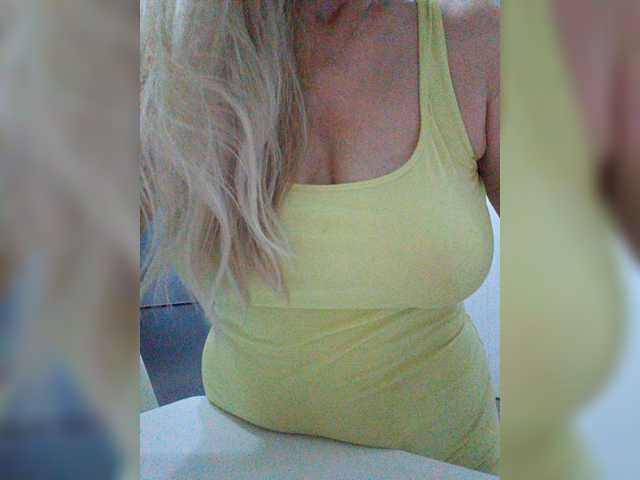 Tata42 live webcam show